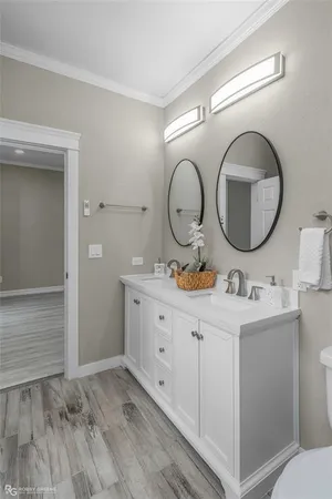 $234,900 | 1930 Cross Lake Boulevard, Shreveport, LA 71109