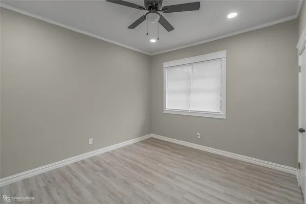 $234,900 | 1930 Cross Lake Boulevard, Shreveport, LA 71109