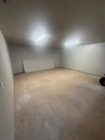 $234,900 | 1930 Cross Lake Boulevard, Shreveport, LA 71109