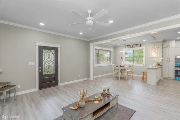 $234,900 | 1930 Cross Lake Boulevard, Shreveport, LA 71109