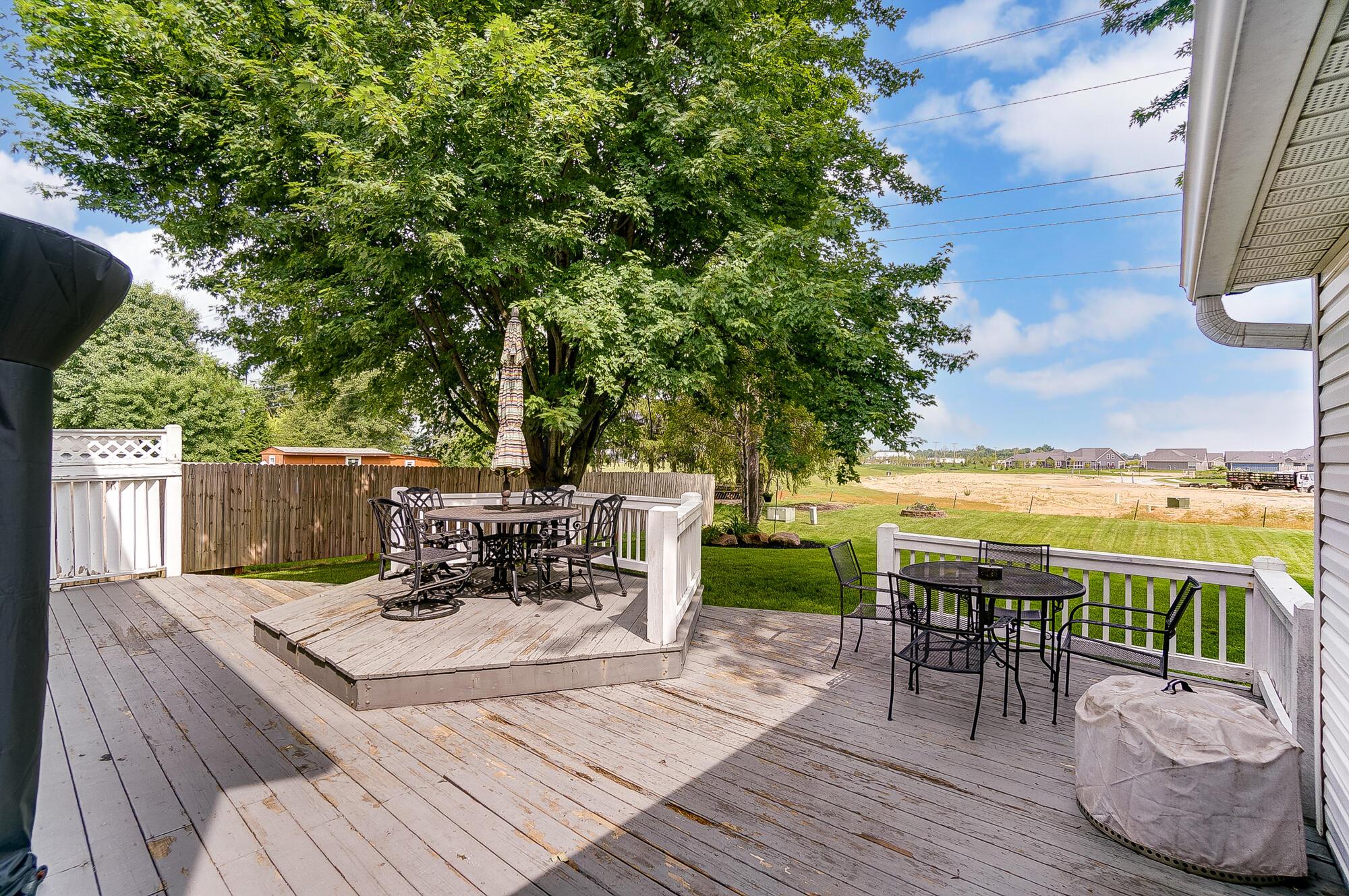 5694 Davidson Road Hilliard, OH 43026 - Photo 60 of 67 Deck