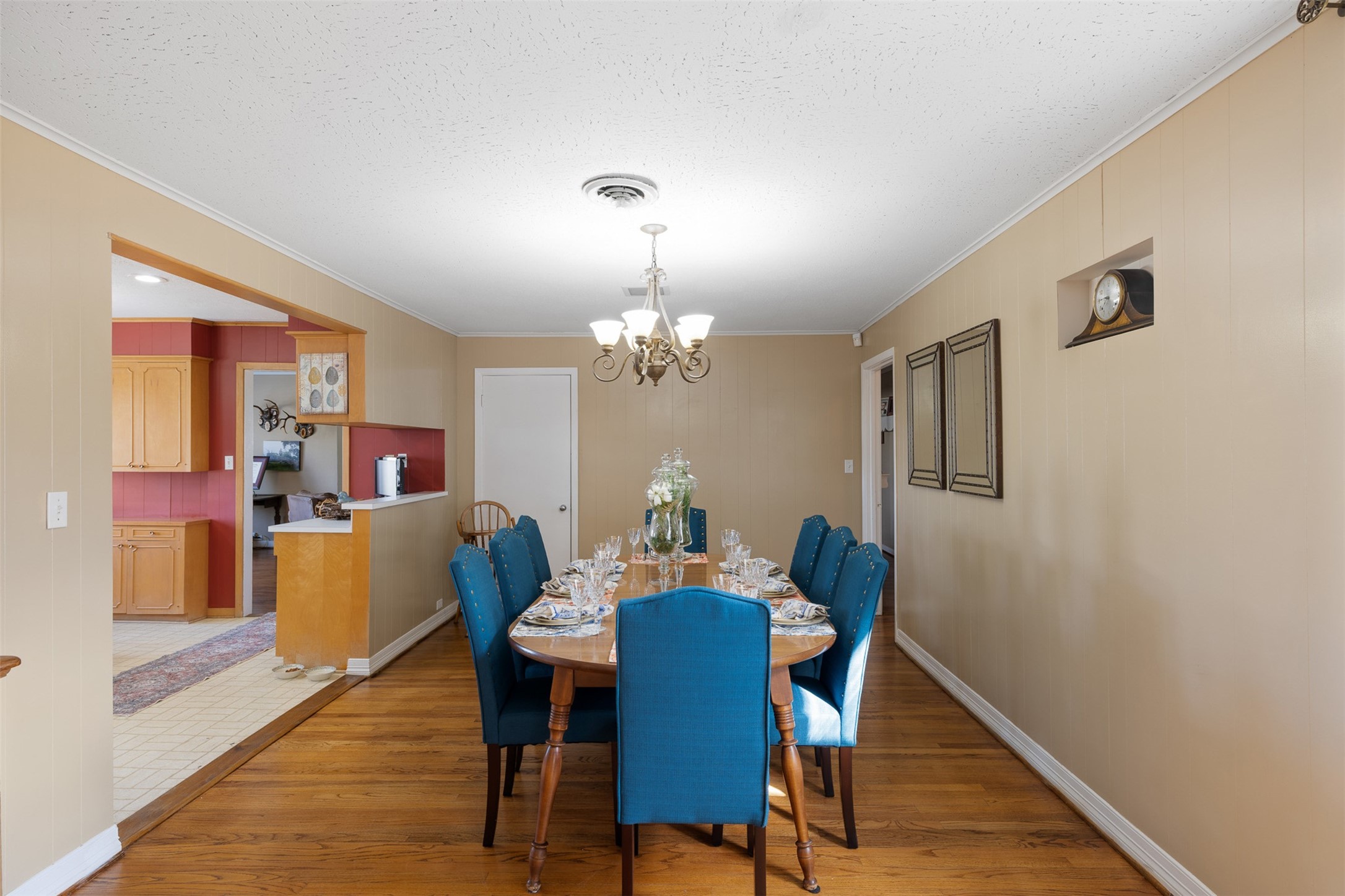 415 North Mechanic Street Weimar, TX 78962 - Photo 12 of 46