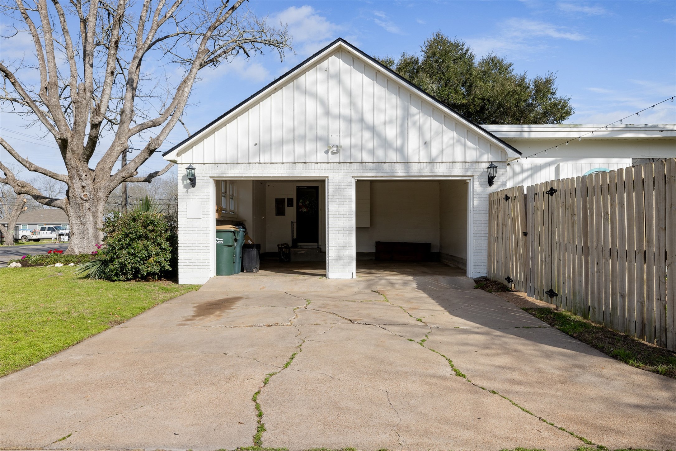 415 North Mechanic Street Weimar, TX 78962 - Photo 32 of 46