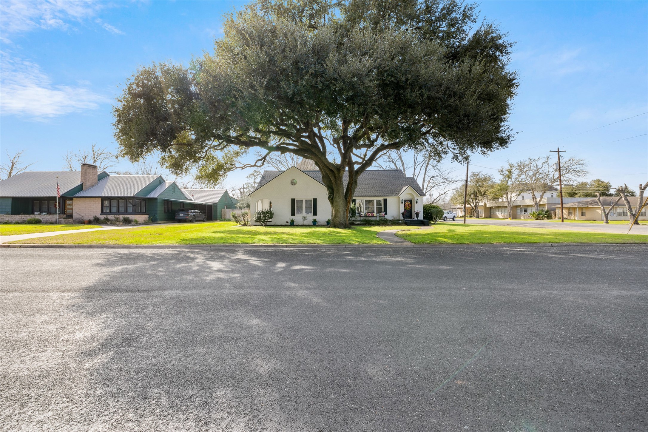 415 North Mechanic Street Weimar, TX 78962 - Photo 45 of 46