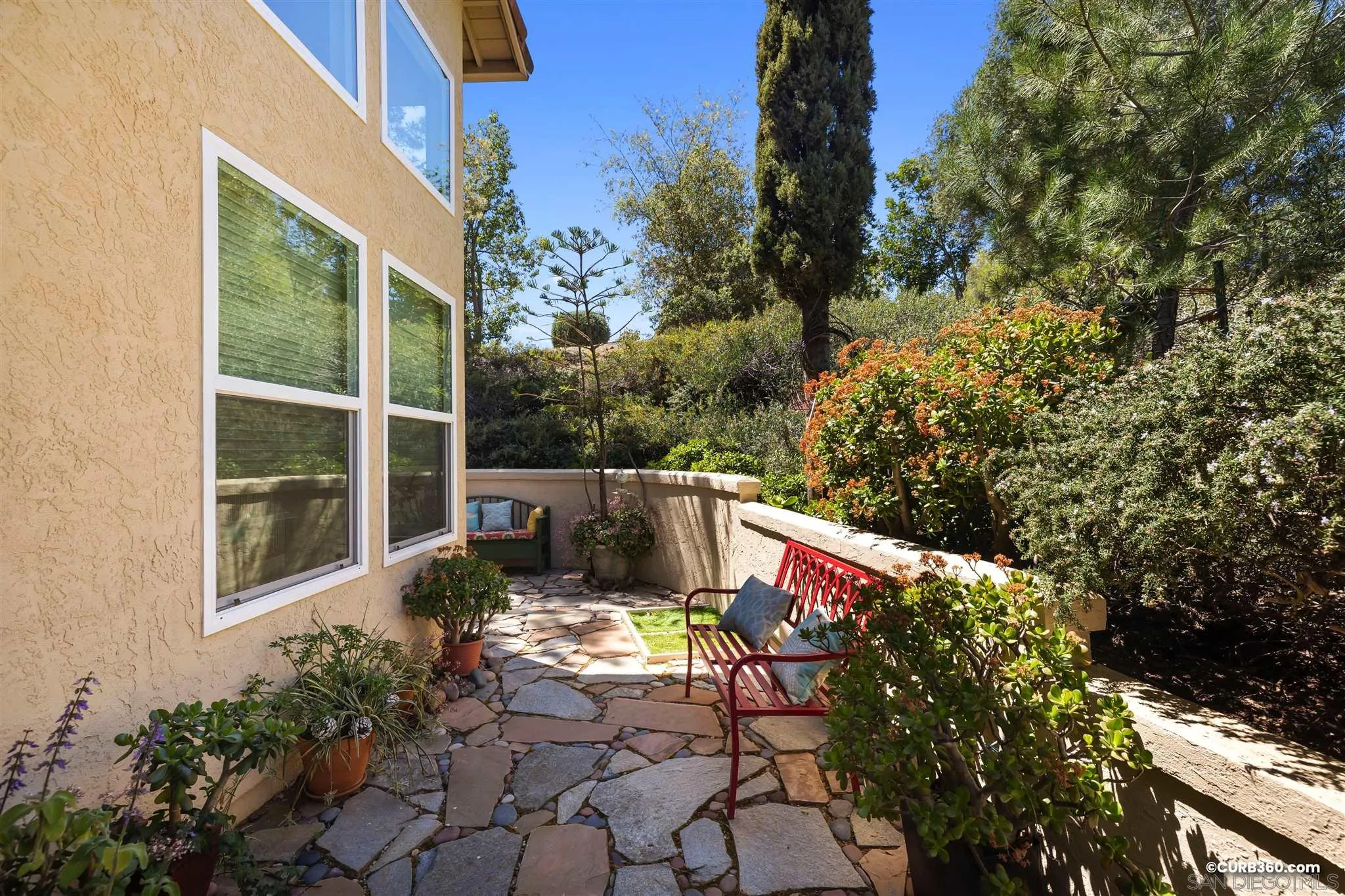 2520 Tompau Place Alpine, CA 91901 - Photo 34 of 41 a view of balcony with two chairs and a table