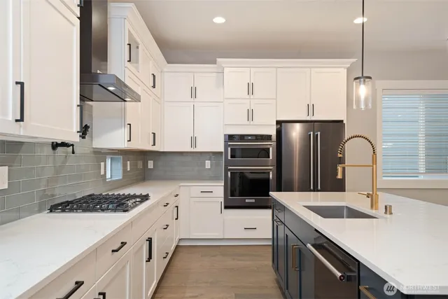 $1,039,900 | 7560 South 130th Place, Seattle, WA 98178