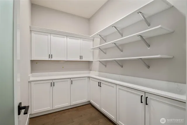 $1,039,900 | 7560 South 130th Place, Seattle, WA 98178