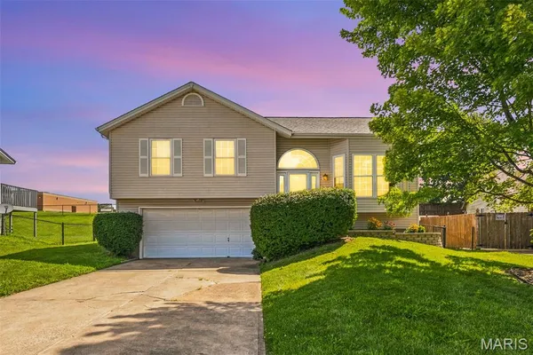 $2,295 | 30 Sassafras Court, St. Charles, MO 63303
