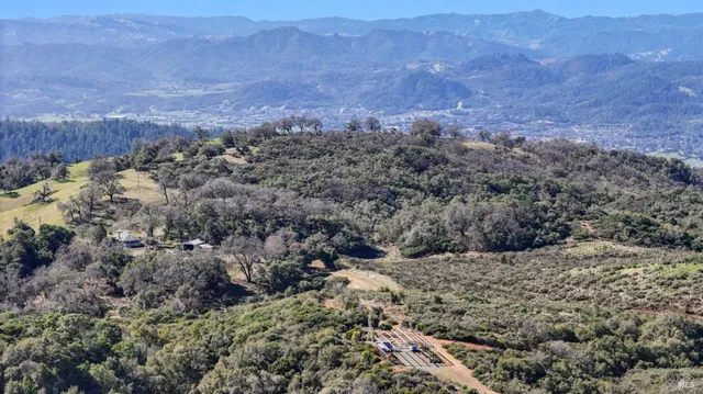 $1,750,000 | 32400 Pine Mountain Road, Cloverdale, CA 95425