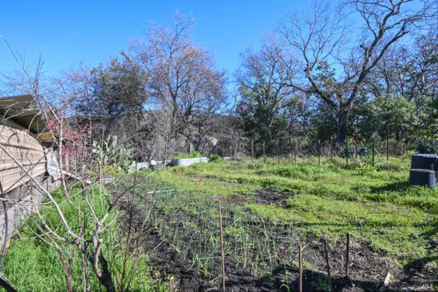 $1,750,000 | 32400 Pine Mountain Road, Cloverdale, CA 95425