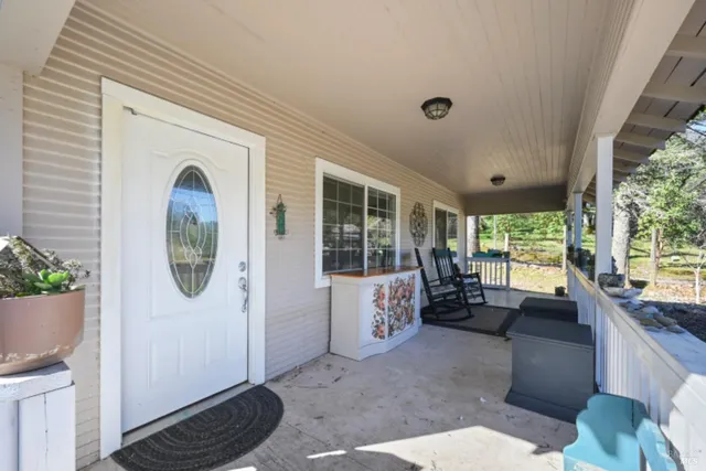 $1,750,000 | 32400 Pine Mountain Road, Cloverdale, CA 95425