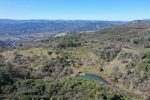 $1,750,000 | 32400 Pine Mountain Road, Cloverdale, CA 95425