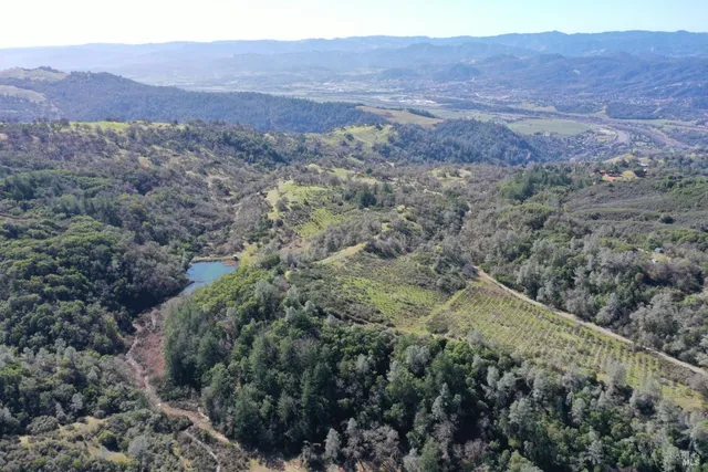 $1,750,000 | 32400 Pine Mountain Road, Cloverdale, CA 95425