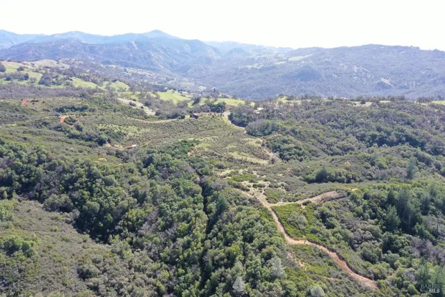 $1,750,000 | 32400 Pine Mountain Road, Cloverdale, CA 95425