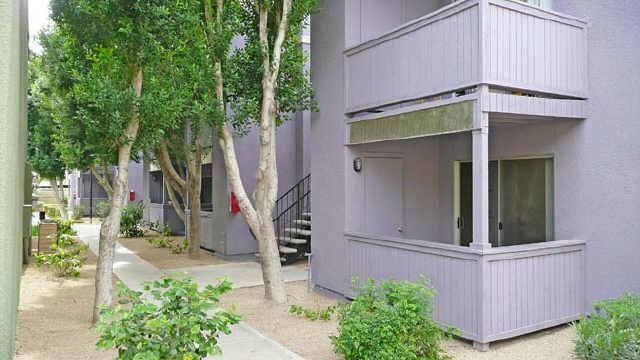 740 West Elm Street, Unit 110 Phoenix, AZ 85013 - Photo 20 of 22 a view of a house with entryway and plants