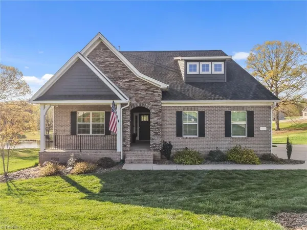 $609,900 | 8002 Hacker Drive, Stokesdale, NC 27357