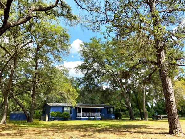 $249,999 | 17055 Northeast 141st Terrace, Fort McCoy, FL 32134