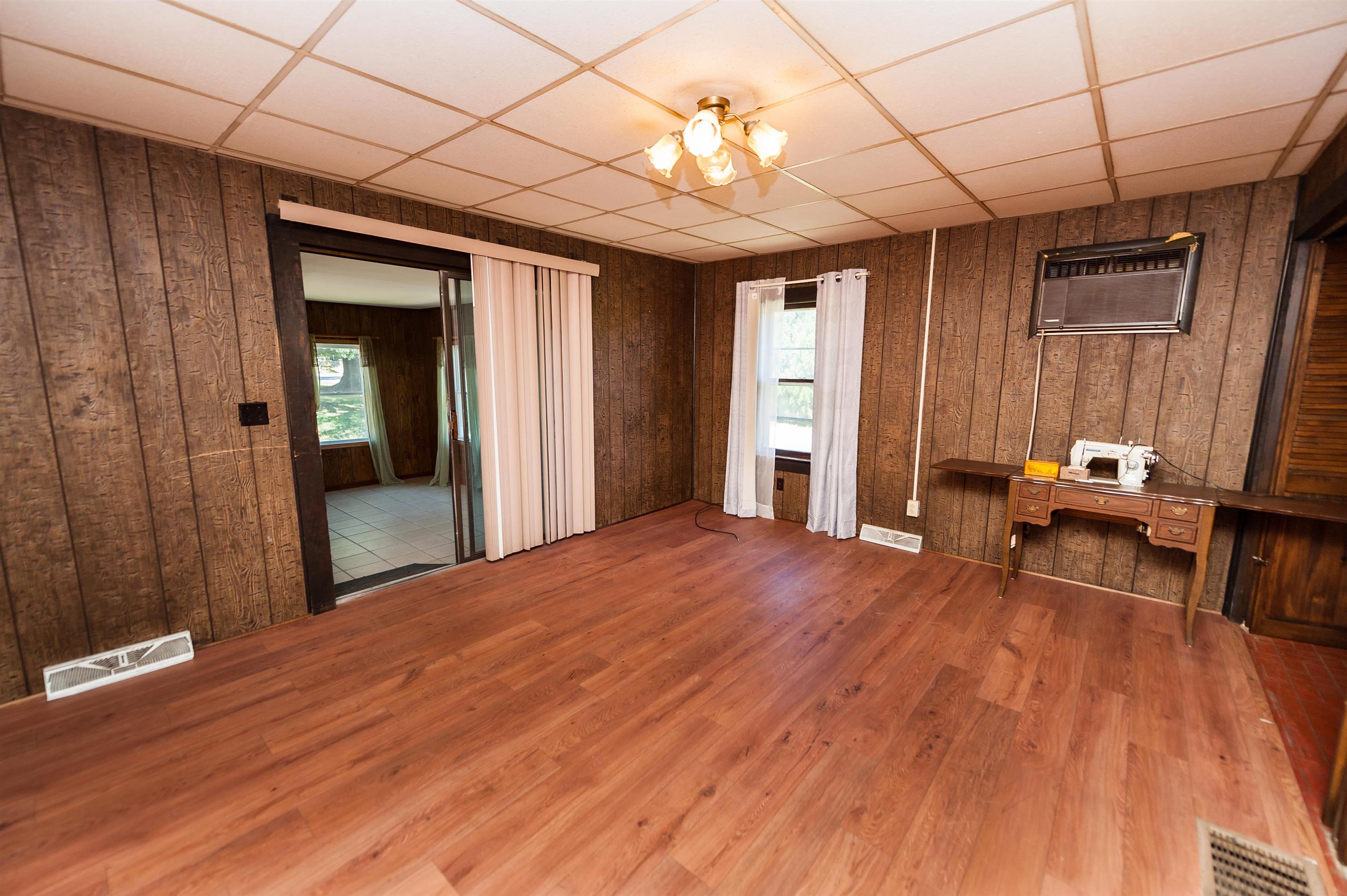747 North Main Street Inman, SC 29349 - Photo 9 of 22 Gallery Image 9