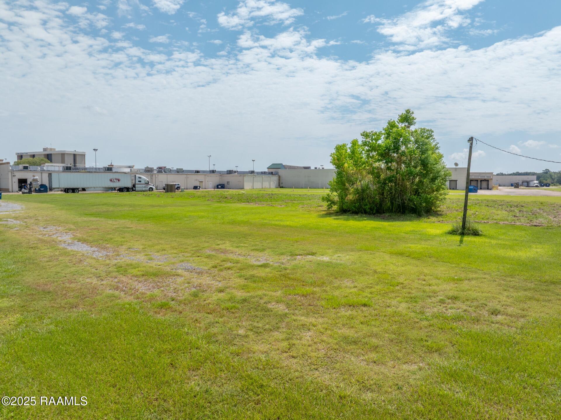 1503 South Lewis Street New Iberia, LA 70560 - Photo 8 of 17 1503SLewis-11