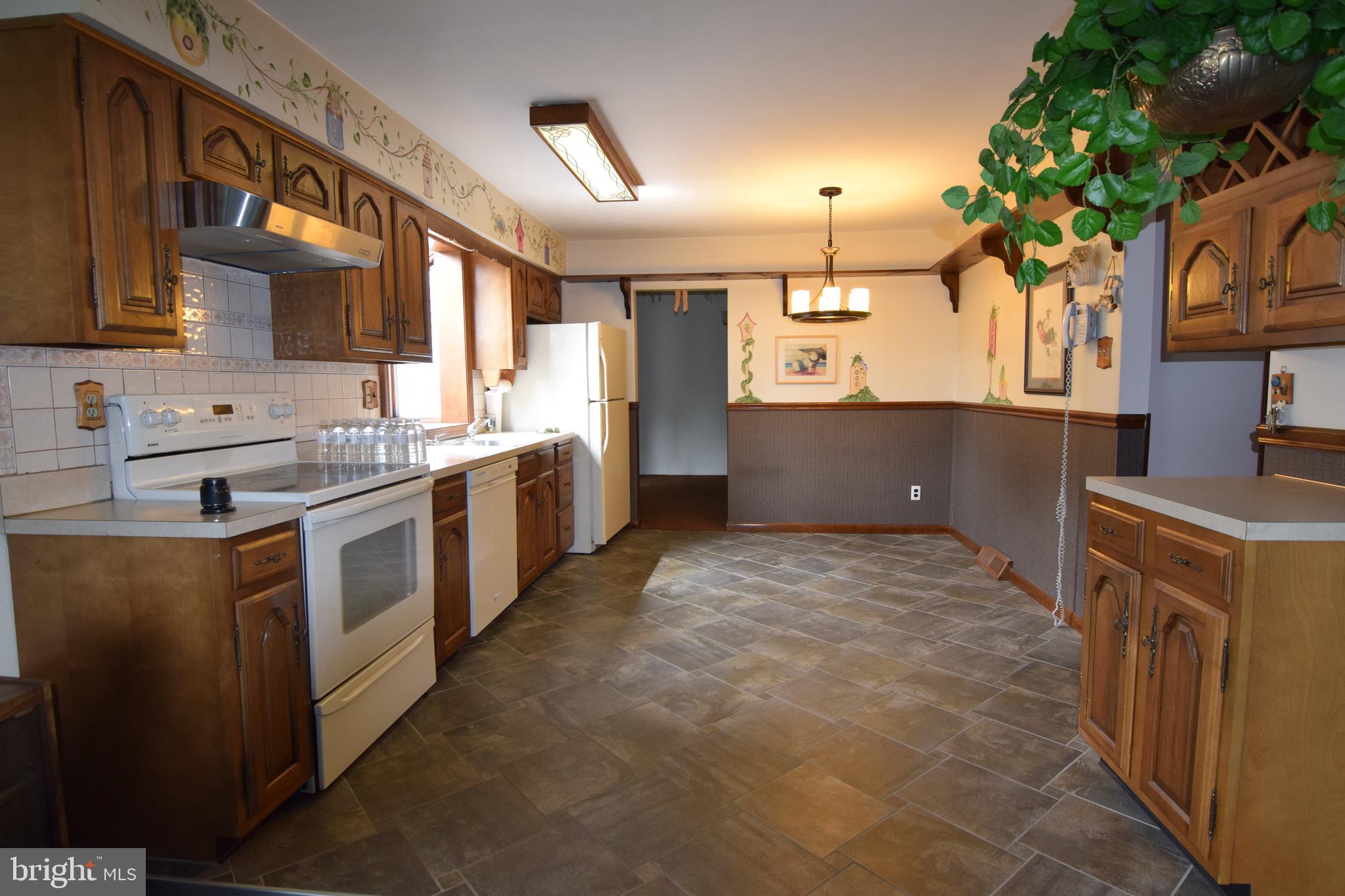 14 Hidden Valley Road Aston, PA 19014 - Photo 11 of 22 Gallery Image 11
