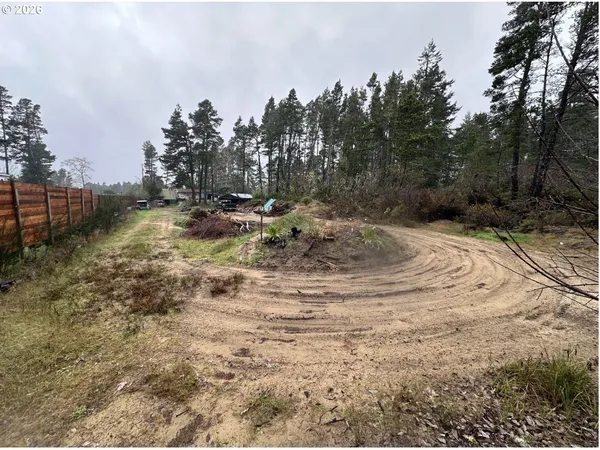 $337,500 | 88029 Highway 101, Florence, OR 97439