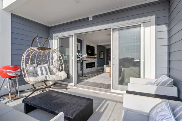 $1,150,000 | 535 Ocean Boulevard, Unit 403, Hampton, NH 03842