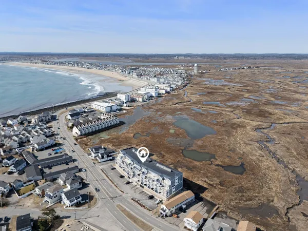 $1,150,000 | 535 Ocean Boulevard, Unit 403, Hampton, NH 03842