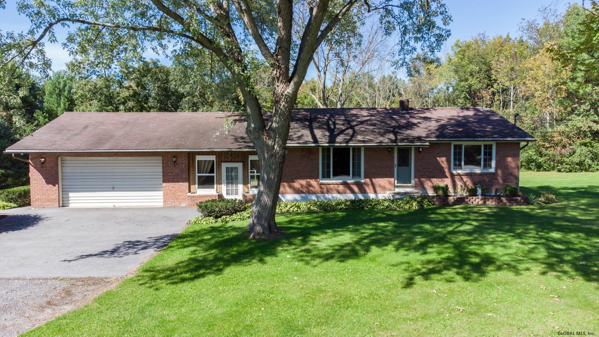 1007 Raymond Road Malta, NY 12020 - Photo 1 of 39 Photo 1