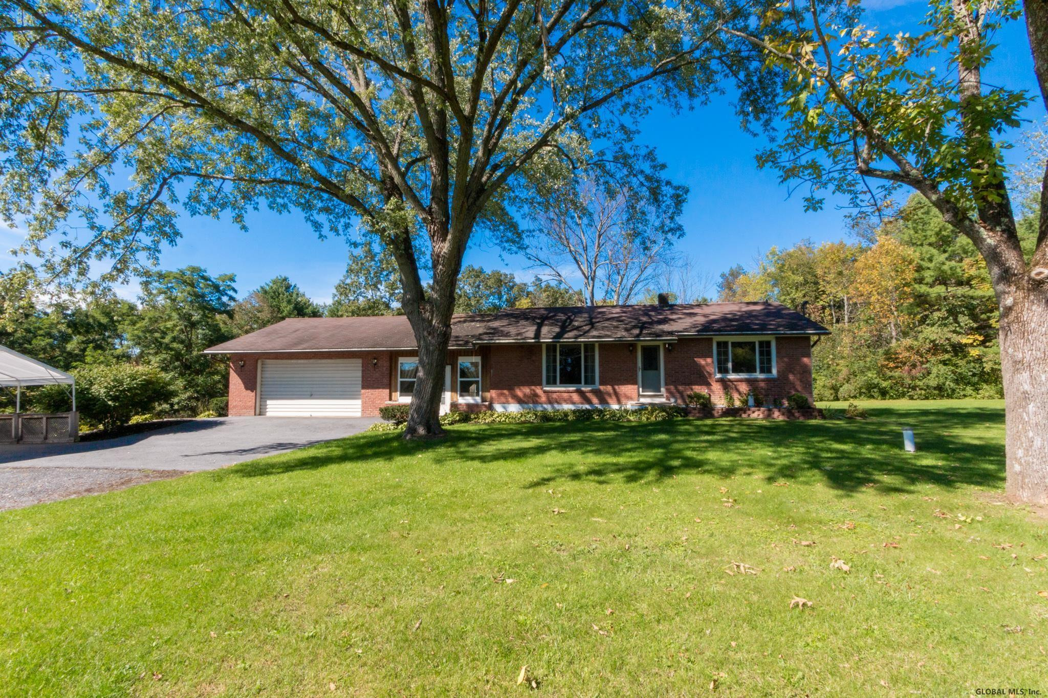 1007 Raymond Road Malta, NY 12020 - Photo 12 of 39 Photo 12