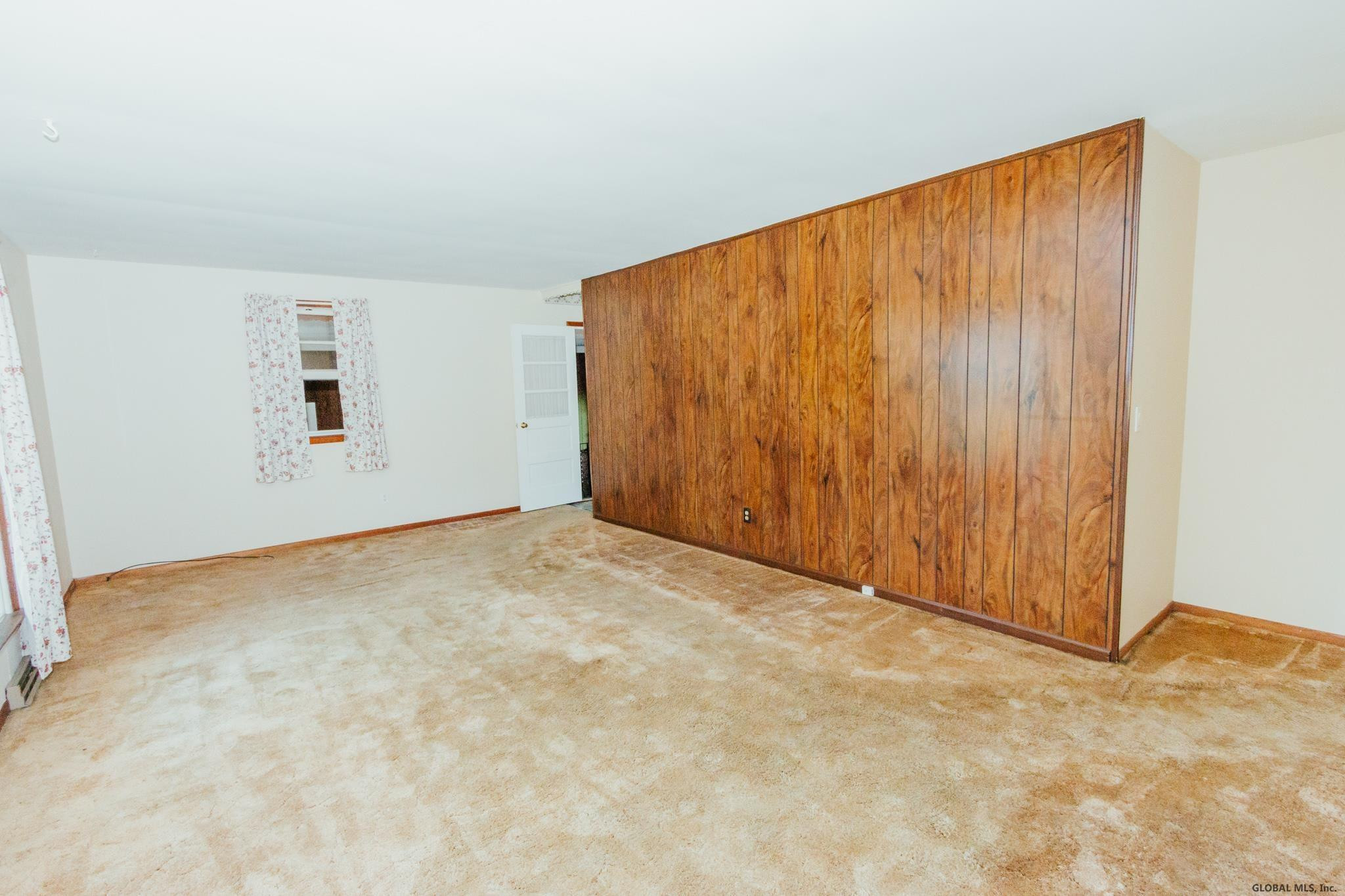 1007 Raymond Road Malta, NY 12020 - Photo 14 of 39 Photo 14