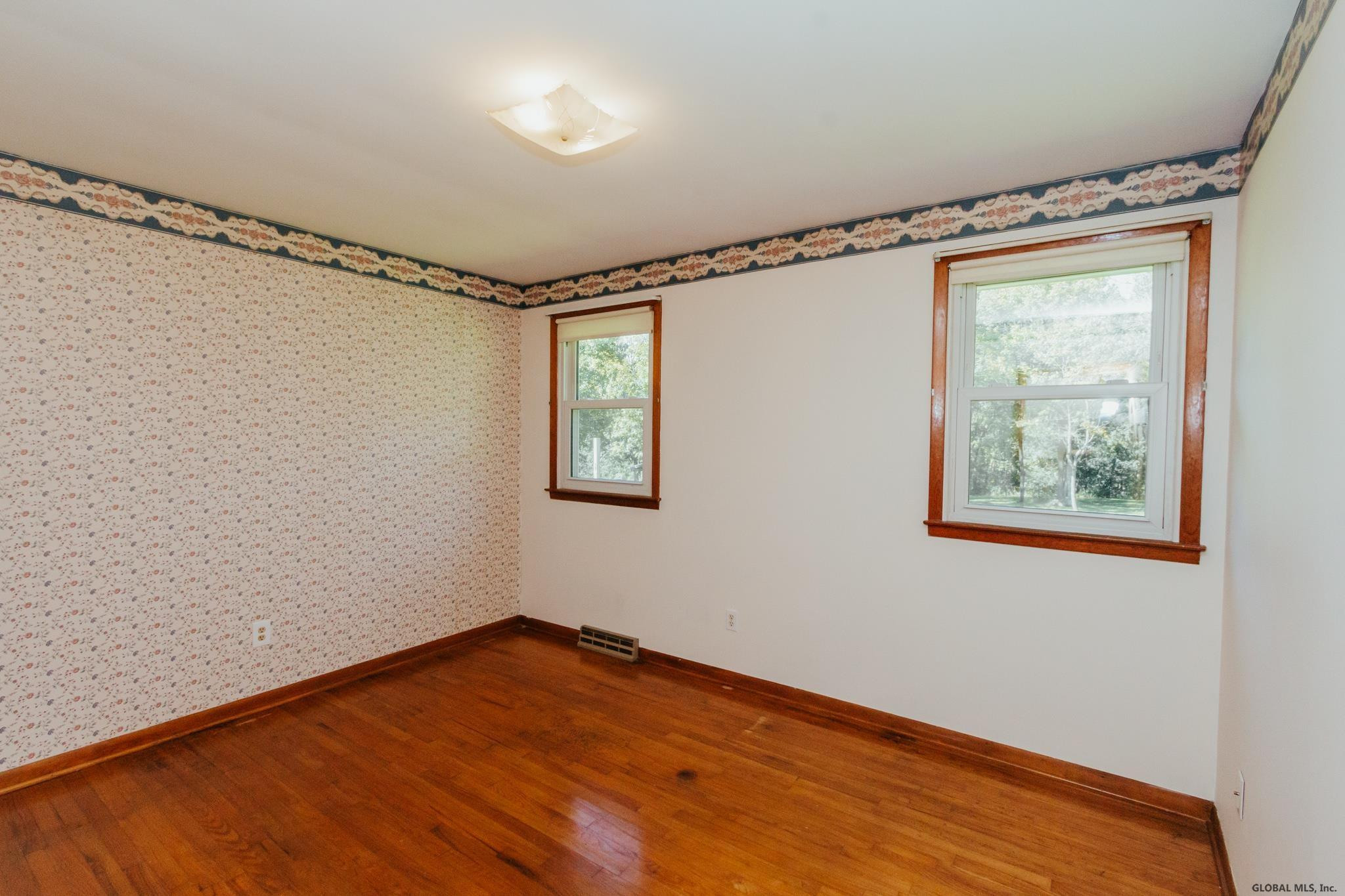 1007 Raymond Road Malta, NY 12020 - Photo 23 of 39 Photo 23