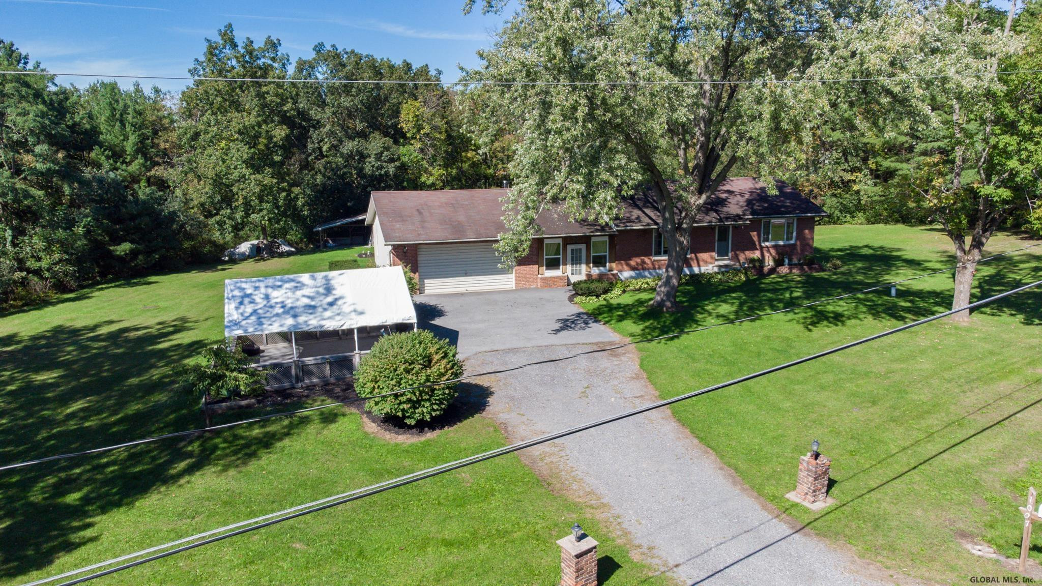 1007 Raymond Road Malta, NY 12020 - Photo 4 of 39 Photo 4