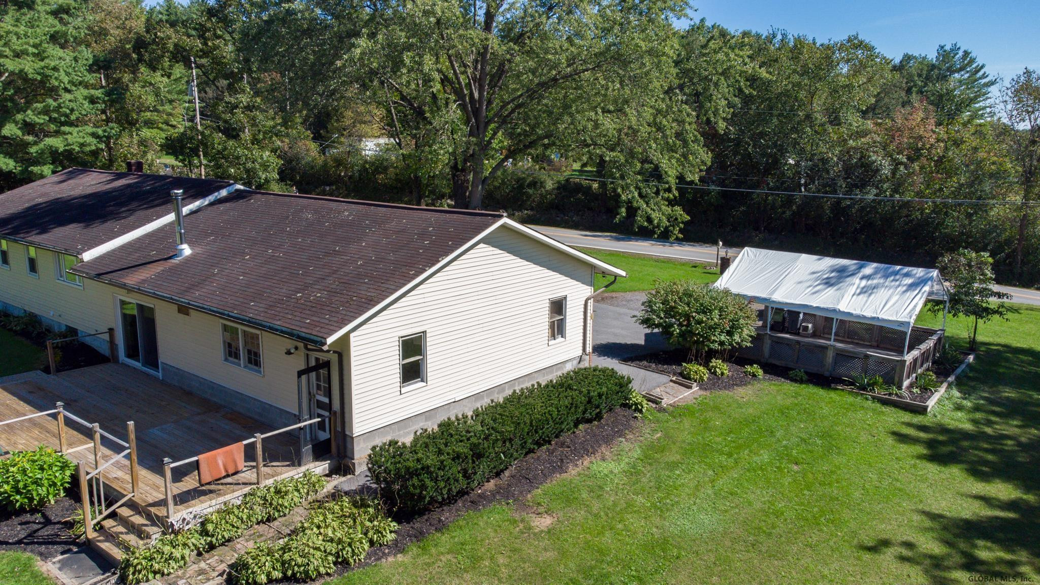 1007 Raymond Road Malta, NY 12020 - Photo 8 of 39 Photo 8