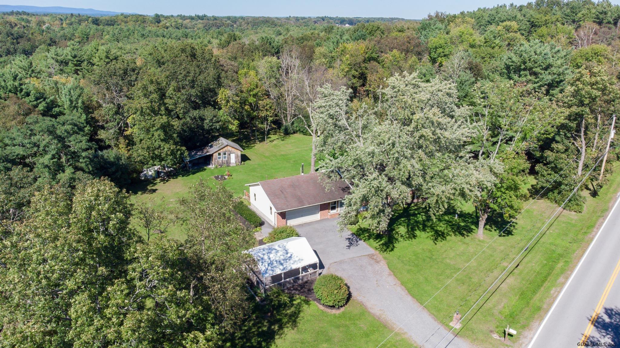 1007 Raymond Road Malta, NY 12020 - Photo 10 of 39 Photo 10