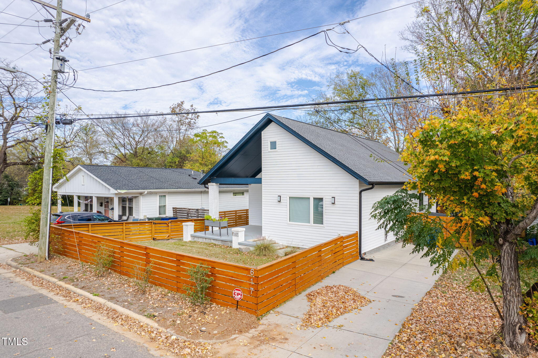 617 Church Street Raleigh, NC 27601 - Photo 2 of 44 2-web-or-mls-617 Church-aerials-1