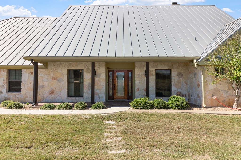 647 Funf Kinder Road Fredericksburg, TX 78624 - Photo 13 of 100
