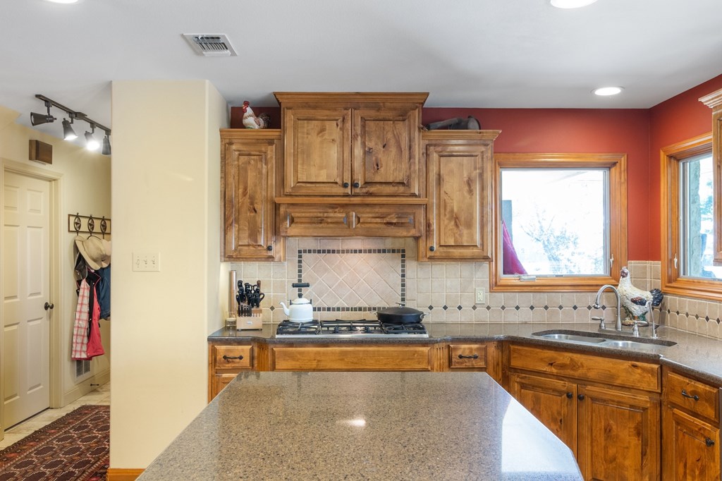 647 Funf Kinder Road Fredericksburg, TX 78624 - Photo 38 of 100