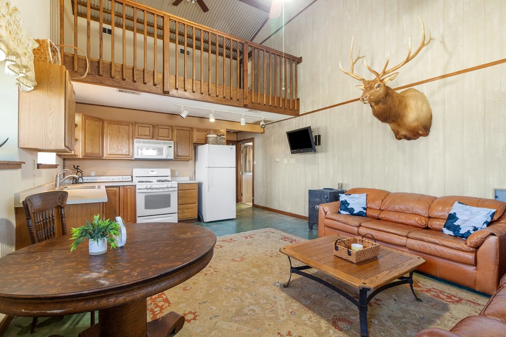 647 Funf Kinder Road Fredericksburg, TX 78624 - Photo 81 of 100