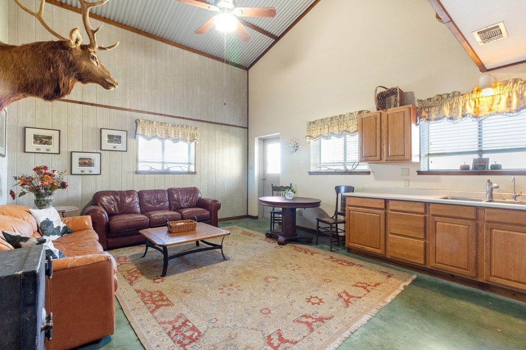 647 Funf Kinder Road Fredericksburg, TX 78624 - Photo 83 of 100