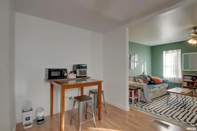 $69,375 | 1129 North 10th Street, Quincy, IL 62301