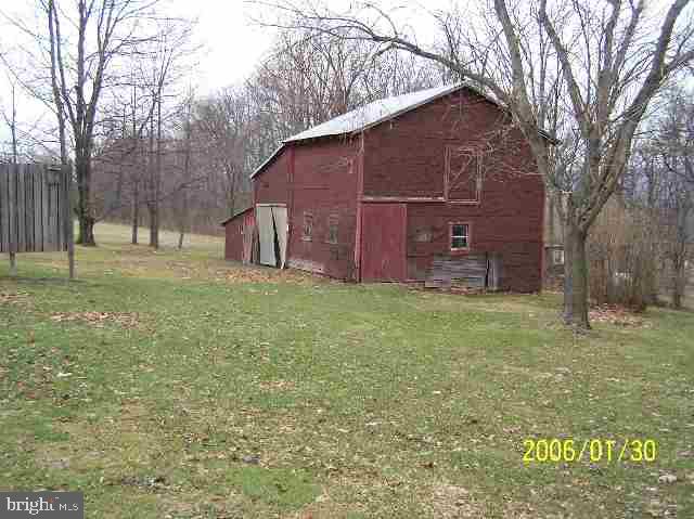 1610 Middle Ridge Road Newport, PA 17074 - Photo 6 of 9 Gallery Image 6