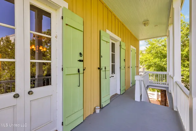 $365,000 | 11 Devils Elbow, Diamondhead, MS 39525