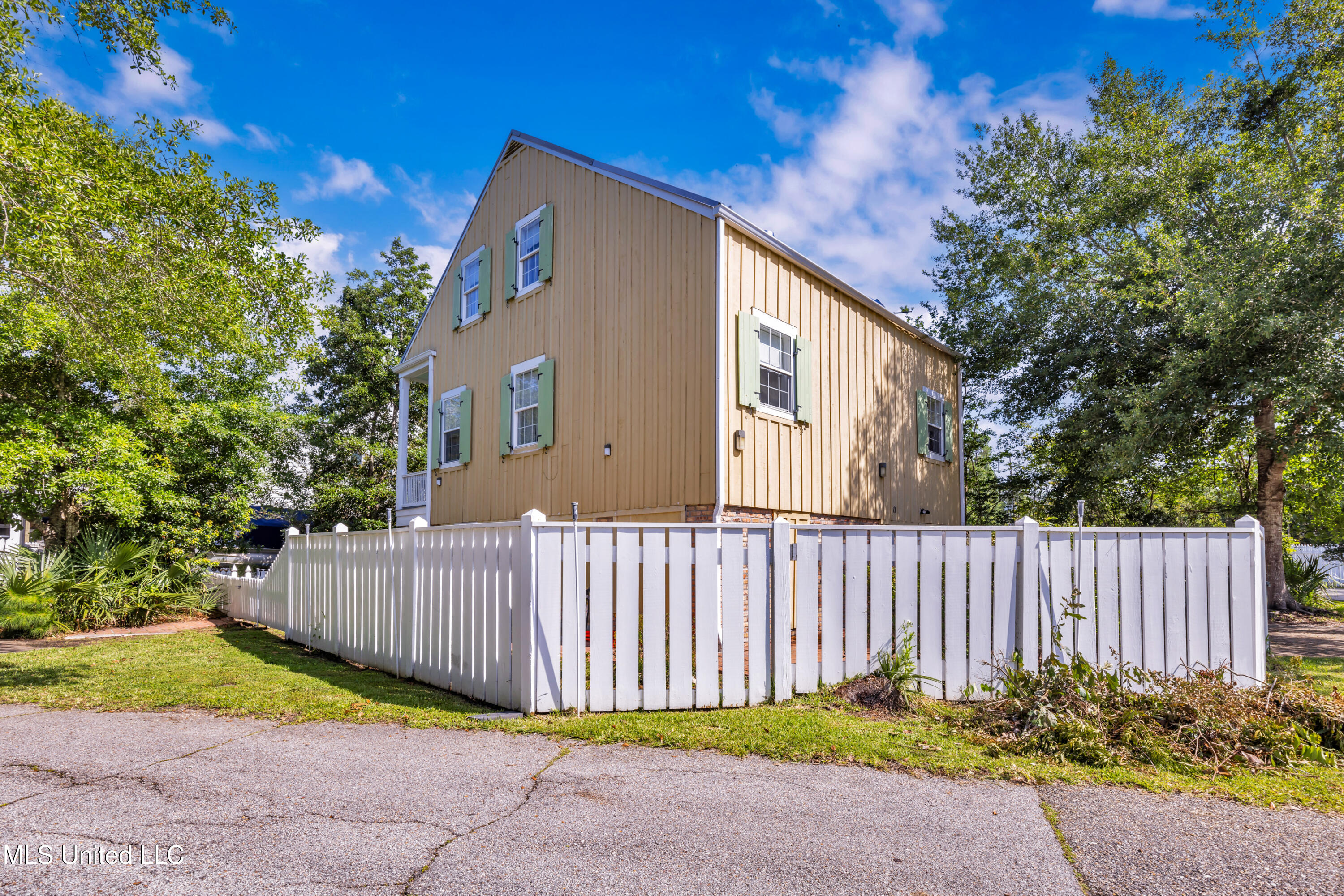 11 Devils Elbow Diamondhead, MS 39525 - Photo 38 of 48 11DevilsElbow-3