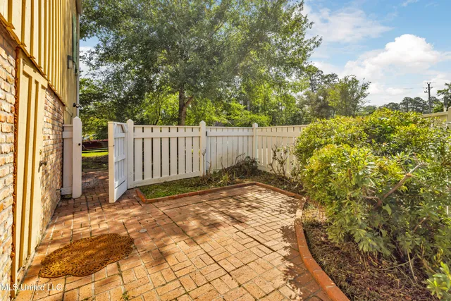 $365,000 | 11 Devils Elbow, Diamondhead, MS 39525