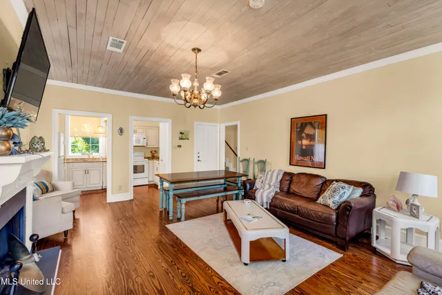 $365,000 | 11 Devils Elbow, Diamondhead, MS 39525