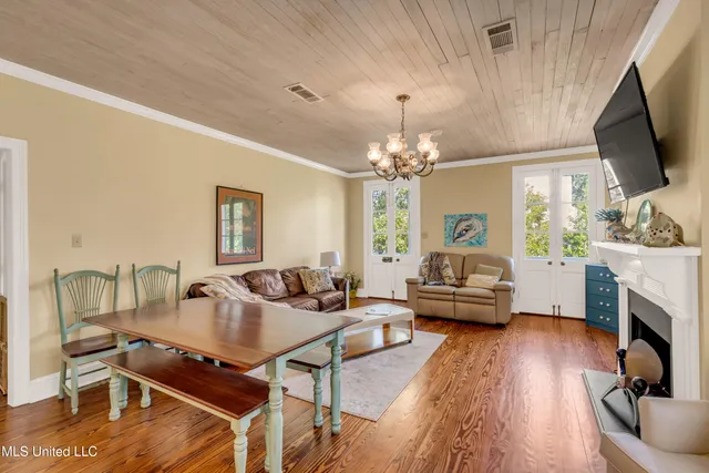 $365,000 | 11 Devils Elbow, Diamondhead, MS 39525