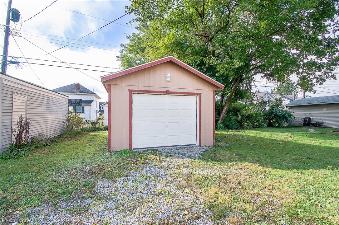 2306 10th Street Northwest Canton, OH 44708 - Photo 3 of 23 Detached 1-car garage outback.