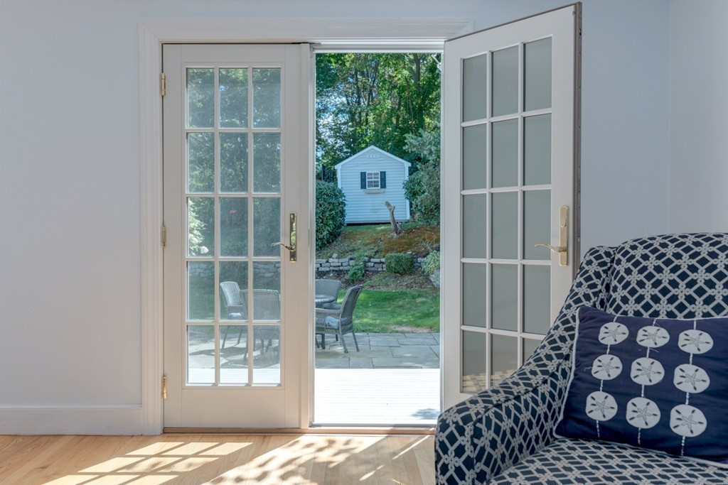 76 Clifton Road Milton, MA 02186 - Photo 6 of 28 a view of empty room and window