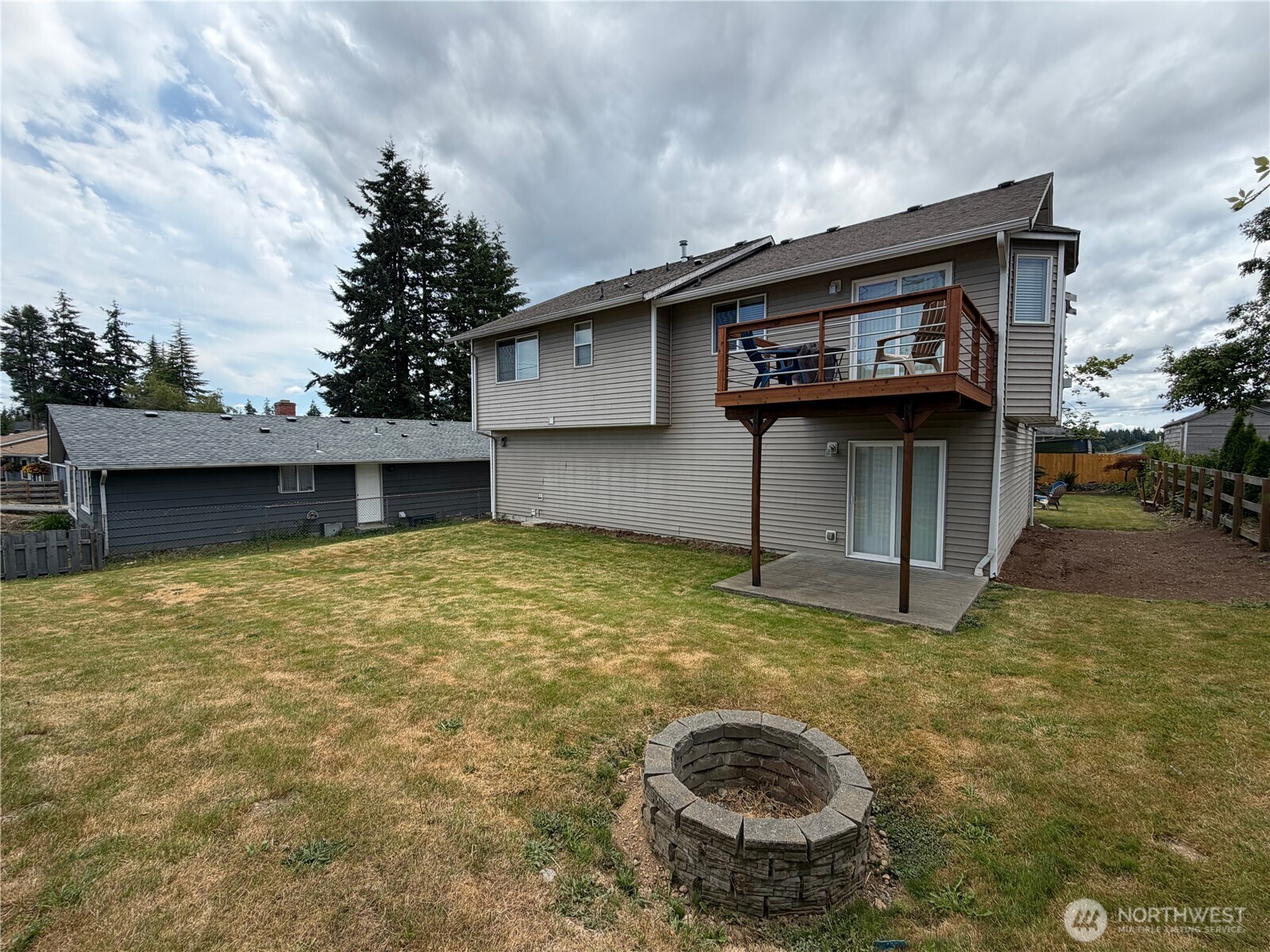 1709 Silver Lake Road Everett, WA 98208 - Photo 8 of 39