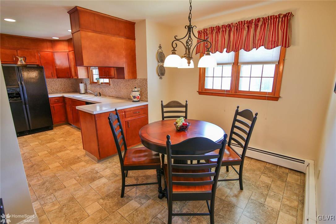 2872 Ivanhoe Road Bethlehem, PA 18017 - Photo 17 of 36 Gallery Image 17